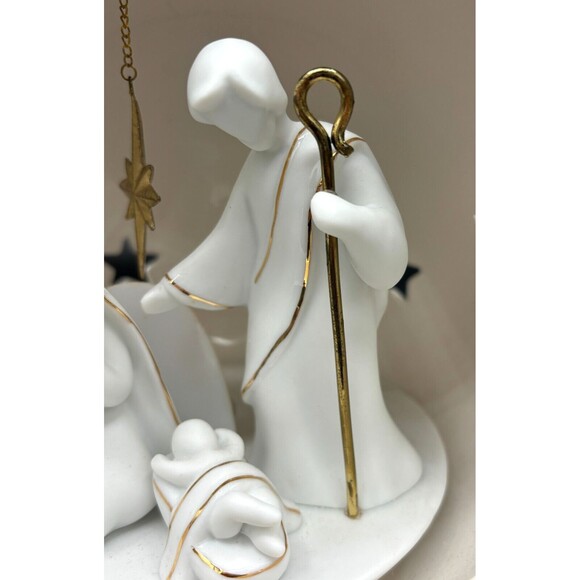 Appletree Design Holy Family Nativity Lighted Globe 7-1/4-Inch Tall w/Cord 2005 - Picture 9 of 16